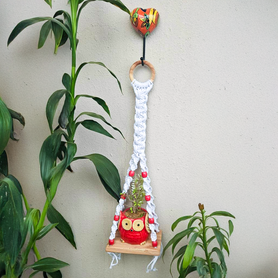 Infinity Macrame Shelves | Red