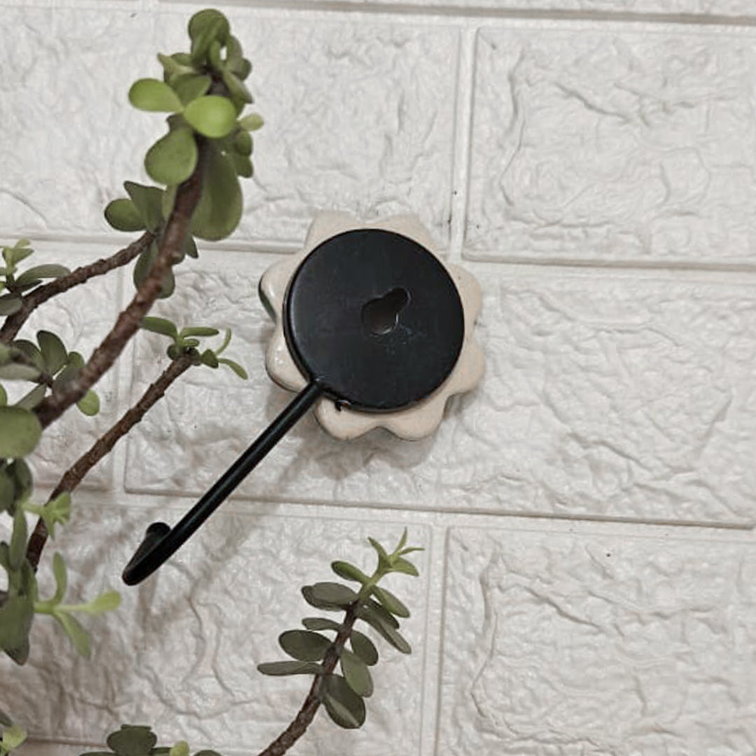 Ceramic Hook | Green Flower
